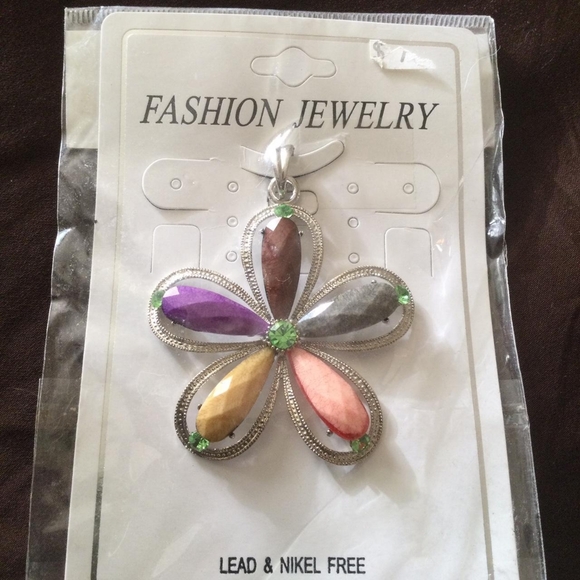 Flower rhinestone pendant - Picture 1 of 1